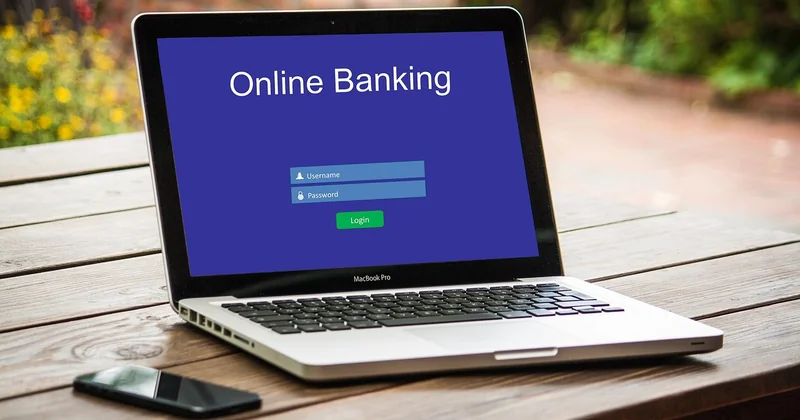 Accéder à son espace client bancaire, pas à pas
